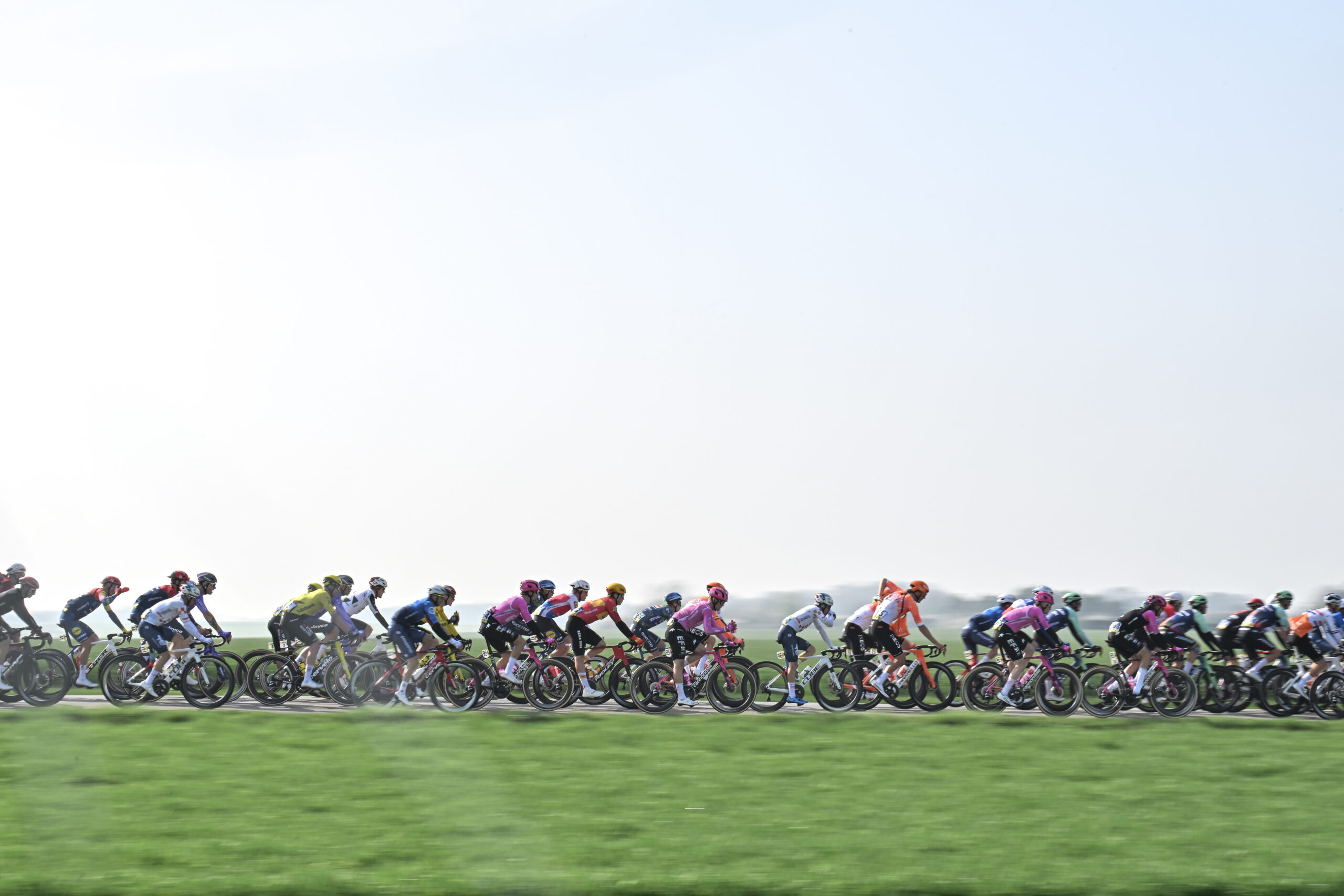 Classement UCI 2026 : les équipes nationales en tête des performances cyclistes.