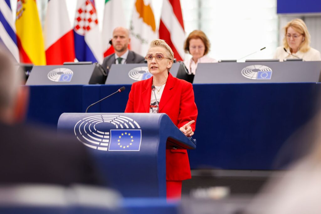 Les eurodéputés adoptent une définition du viol basée sur le consentement.
