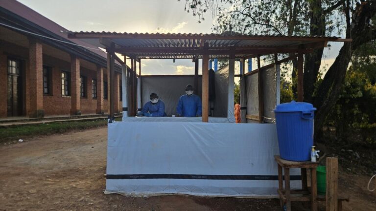 Ebola en Ituri perturbe les soins aux blessés de guerre en RDC