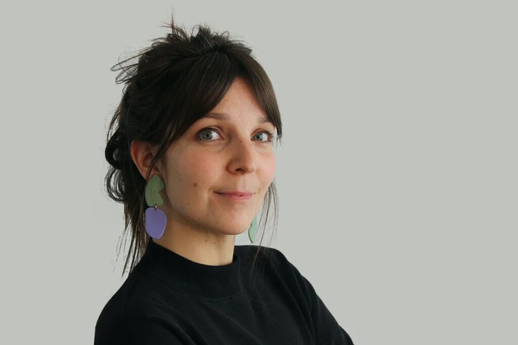 Le domaine de la fripe présente une diversité de modèles selon les régions et les marchés.