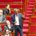 Désobéissance civile : le député Jean-Victor Castor exprime sa colère en France.
