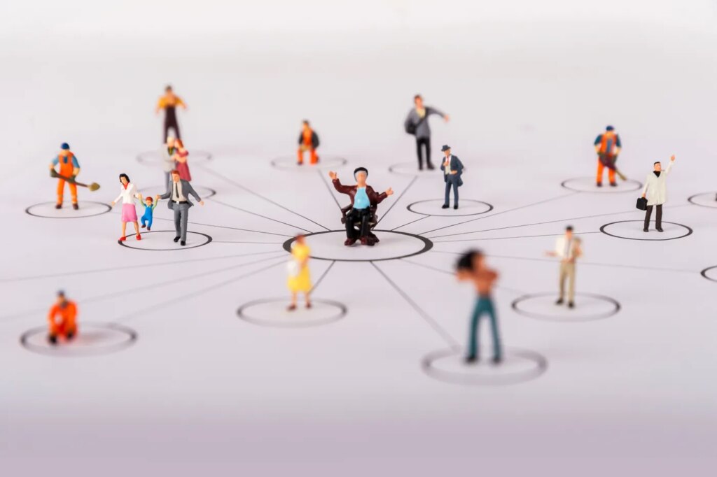 Cultiver le vivre-ensemble : initiatives locales face à la division sociale croissante