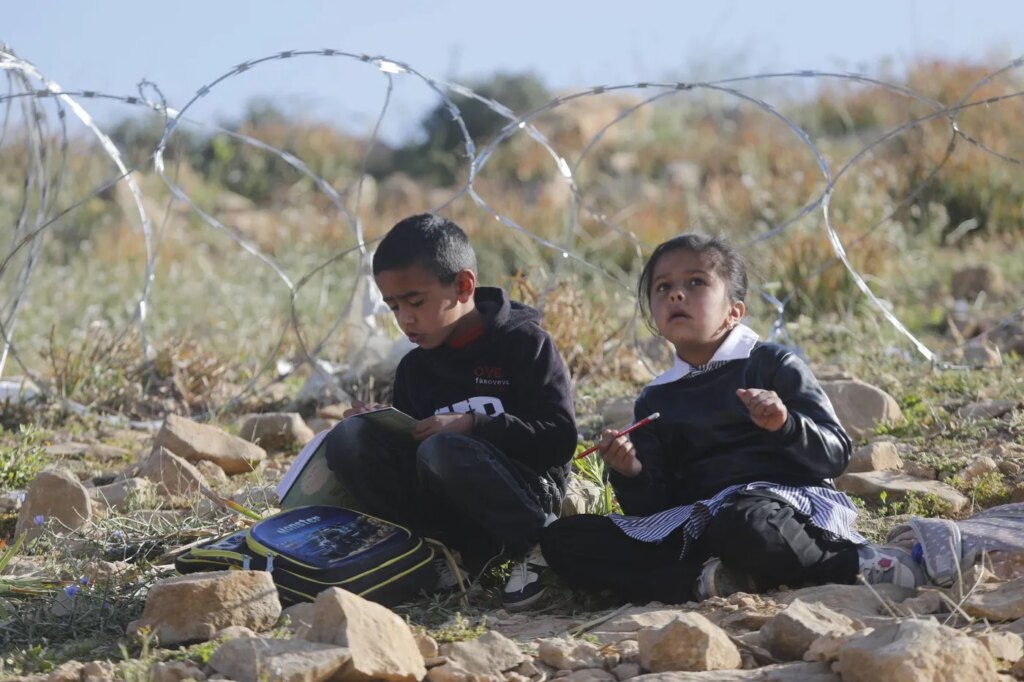 Cisjordanie : l’accès à l’éducation des enfants palestiniens entravé par l’occupation.