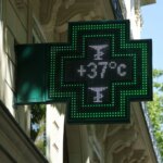 Canicule en France : température atteignant 37,8°C, un record pour mai.