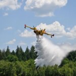 France acquiert deux Canadair pour renforcer la lutte contre les feux de forêt.