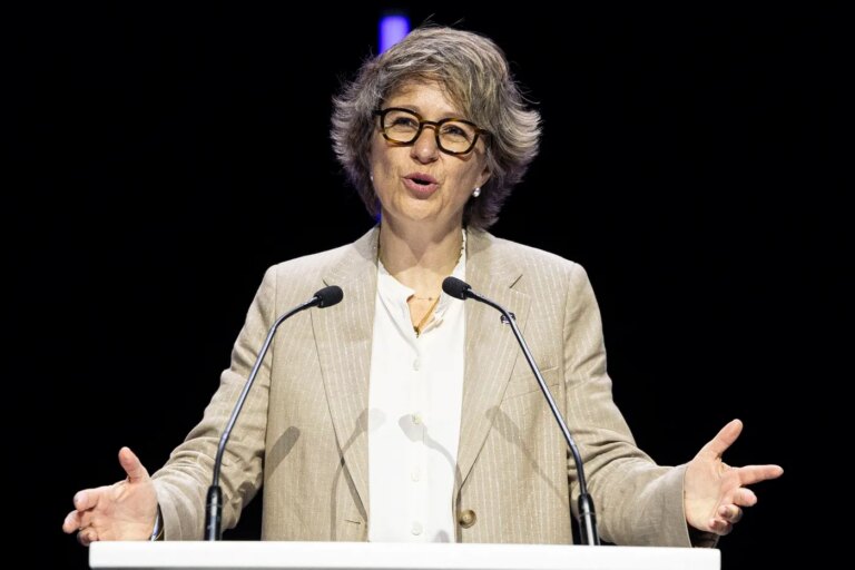 Christelle Thieffinne prend la direction de la CFE-CGC face à des défis syndicaux majeurs.