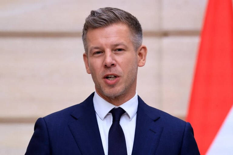 Hongrie : le Parlement inscrit la limitation du mandat du Premier ministre dans la Constitution
