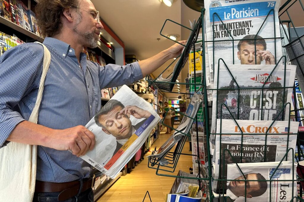 Mobilisation pour défendre la presse face à une crise menacée en France.