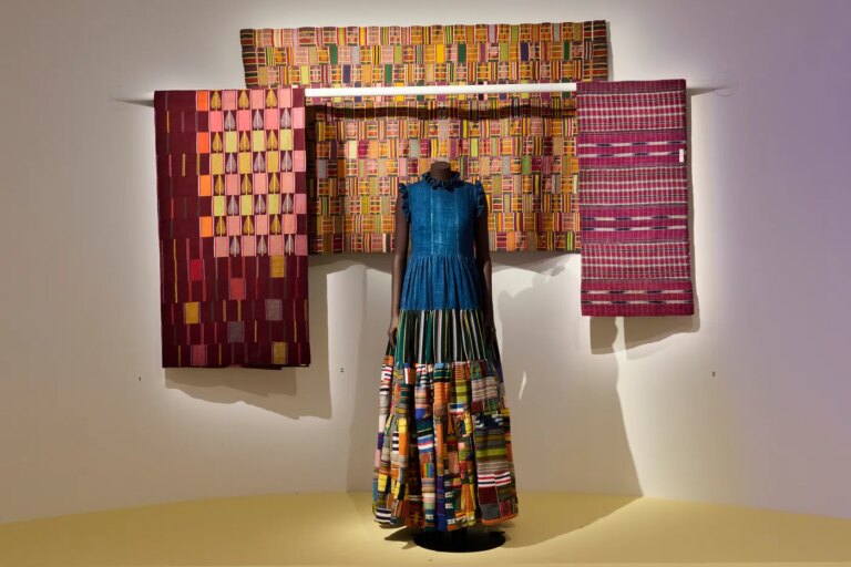 Le Musée du Quai-Branly célèbre 20 ans de dialogue des cultures et d’échanges internationaux.