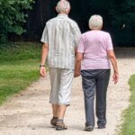Retraites et santé : six chiffres clés sur le vieillissement et les finances publiques.