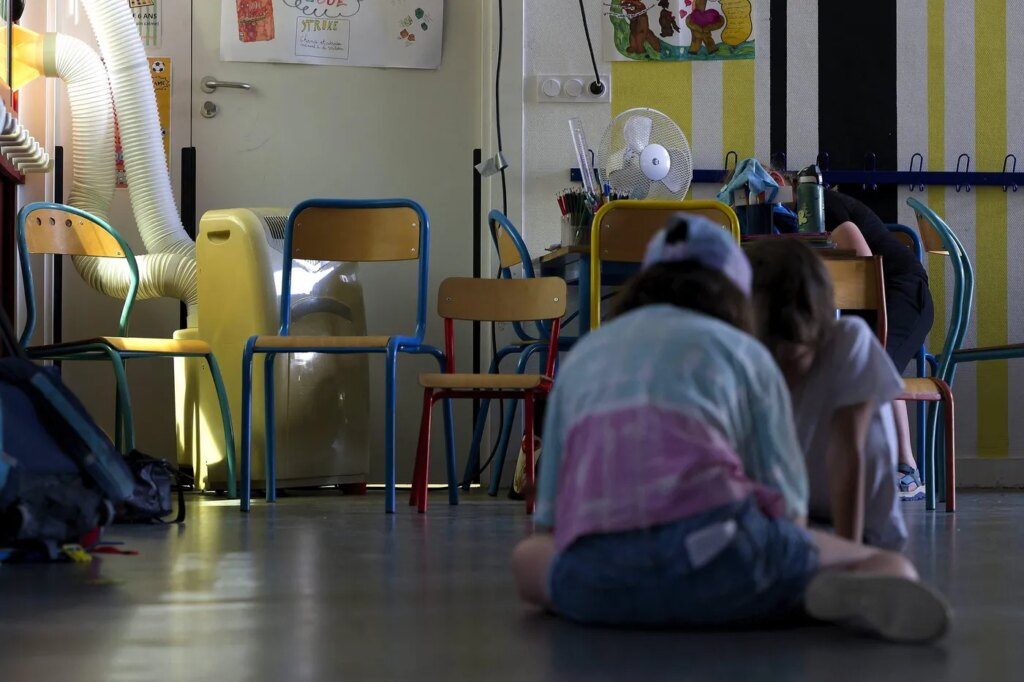 Canicule : écoles françaises adaptent leurs infrastructures face à la chaleur.