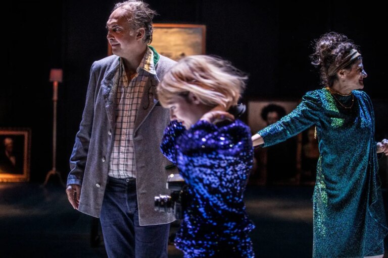 « Calme relatif dans les hauteurs au Théâtre du Rond-Point selon Thomas Bernhard »