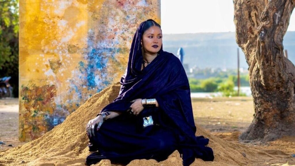 Mali : Leila Walet Mohamed milite pour la scolarisation des femmes touarègues.