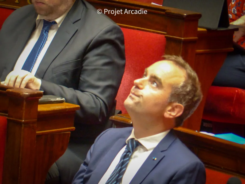 Affaire Lyhanna : Lecornu répond aux députés sur la loi intégrale en cours d’examen.