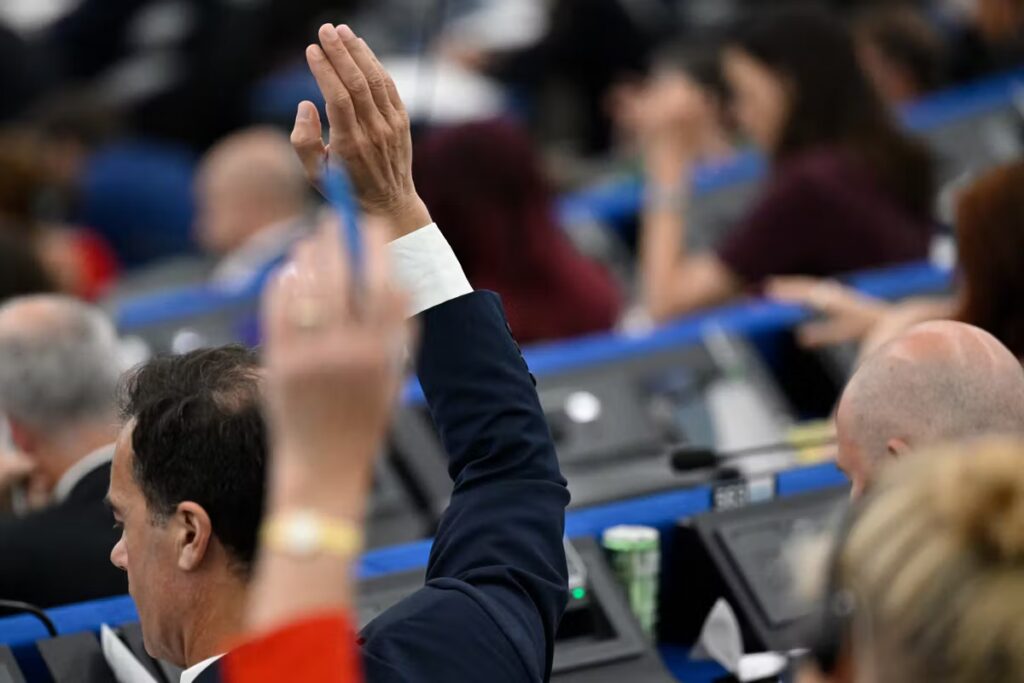 Le Parlement européen adopte une définition harmonisée du viol intégrant le consentement.