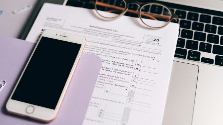 Mariés ou pacsés, vos avis sur l’individualisation du taux de prélèvement de l’impôt sollicités.
