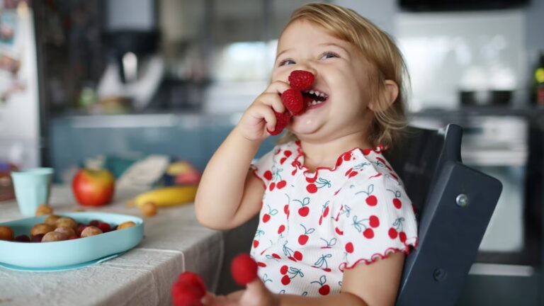 Des recherches révèlent que les bébés commencent à mentir dès l’âge de deux ans.