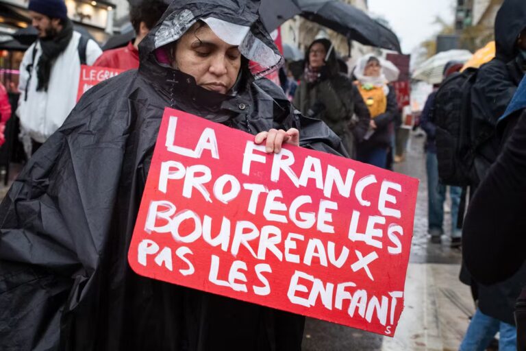 La Ciivise appelle le gouvernement à renforcer les mesures de protection des enfants.