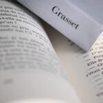 Droits d&rsquo;auteur des auteurs de Grasset après leur départ massif : enjeux et conséquences.