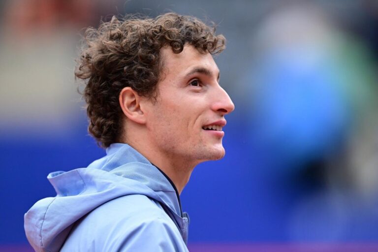 Finale de l’ATP 250 d’Eastbourne entre Humbert et Bergs reportée en raison de la pluie.