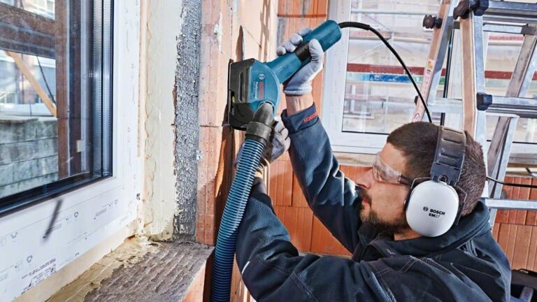 Le marché du bricolage en France connaît une baisse pour la troisième année consécutive.