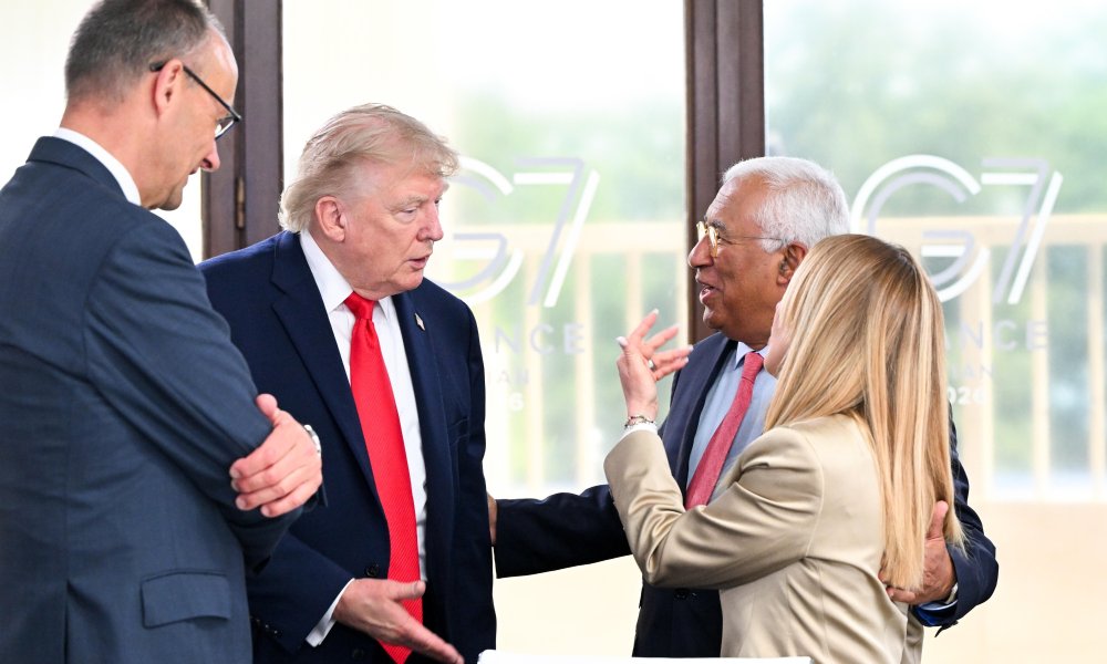 Brouille entre Trump et Meloni : tensions croissantes sur les politiques migratoires.