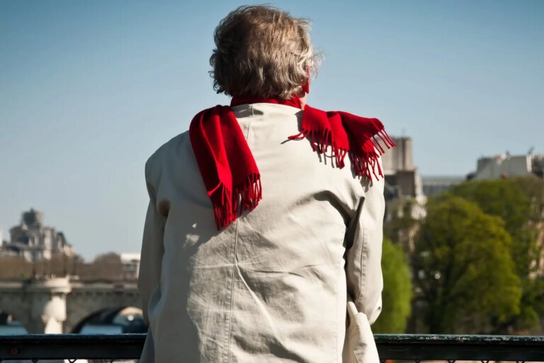 Retraite mensuelle de 4 205 € après plus de 30 ans dans le secteur public en France