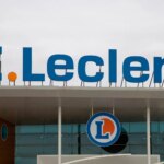 Retraite d&rsquo;un employé Leclerc : montant révélé après une carrière complète dans l&rsquo;enseigne.