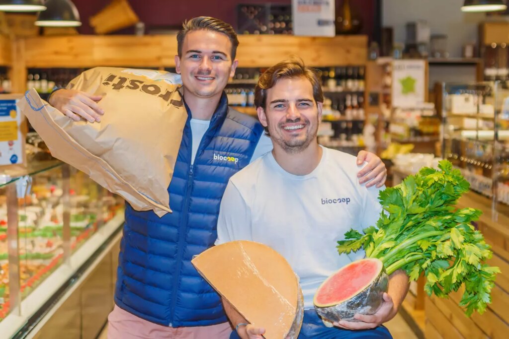 Deux frères ouvrent un magasin Biocoop et réalisent 9 millions d’euros de chiffre d’affaires.