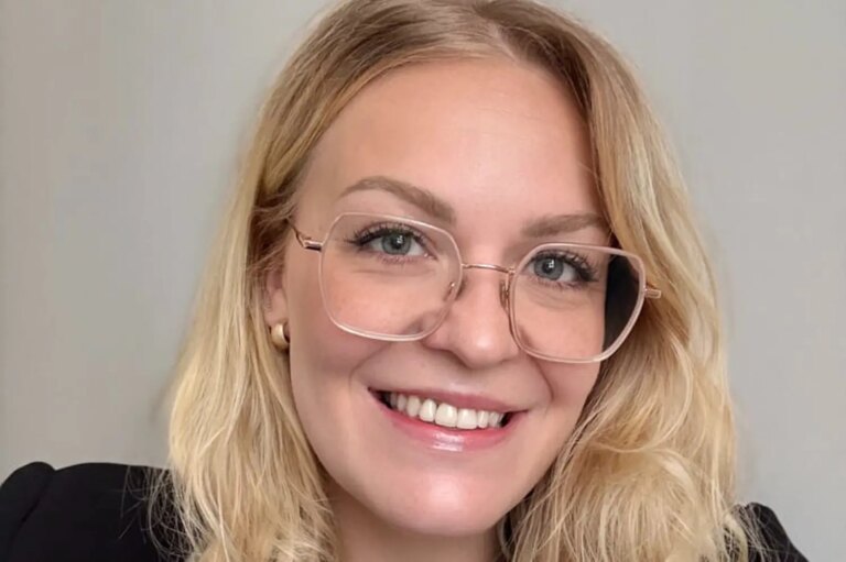 Une directrice de showroom POINT.P révèle son salaire mensuel à 29 ans.
