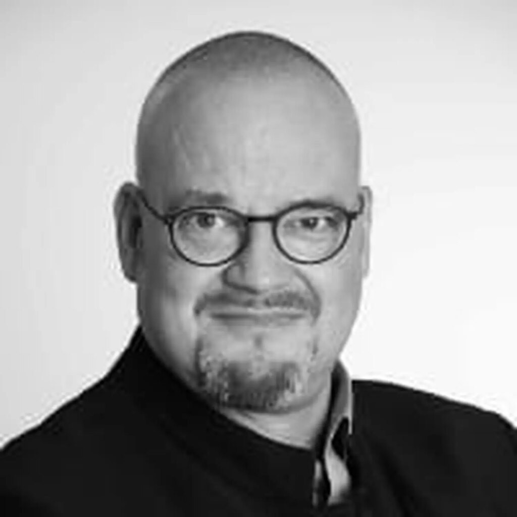 L’industrialisation du développement logiciel devient essentielle pour les entreprises technologiques.