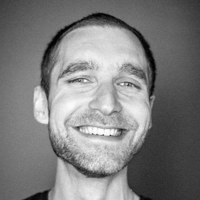 L’IA n’est pas responsable de la baisse des embauches, selon LinkedIn.