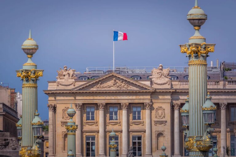 Sébastien Lecornu met en garde contre des ingérences dans la présidentielle de 2027.