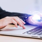 Proton VPN sécurise l&rsquo;accès aux outils SaaS pour les équipes en déplacement.