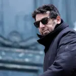 Patrick Bruel mis en examen : les raisons de son non-envoi en prison expliquées.