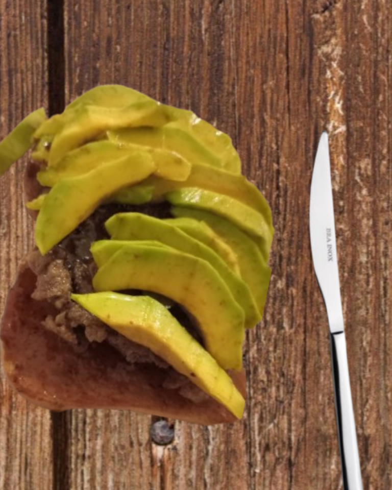 Recette d’Avocado Toast Healthy : une option nutritionnelle recommandée par des diététiciens.