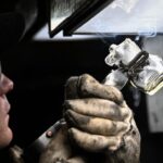 Climat : les grandes marques de parfums français adoptent le four électrique pour le verre