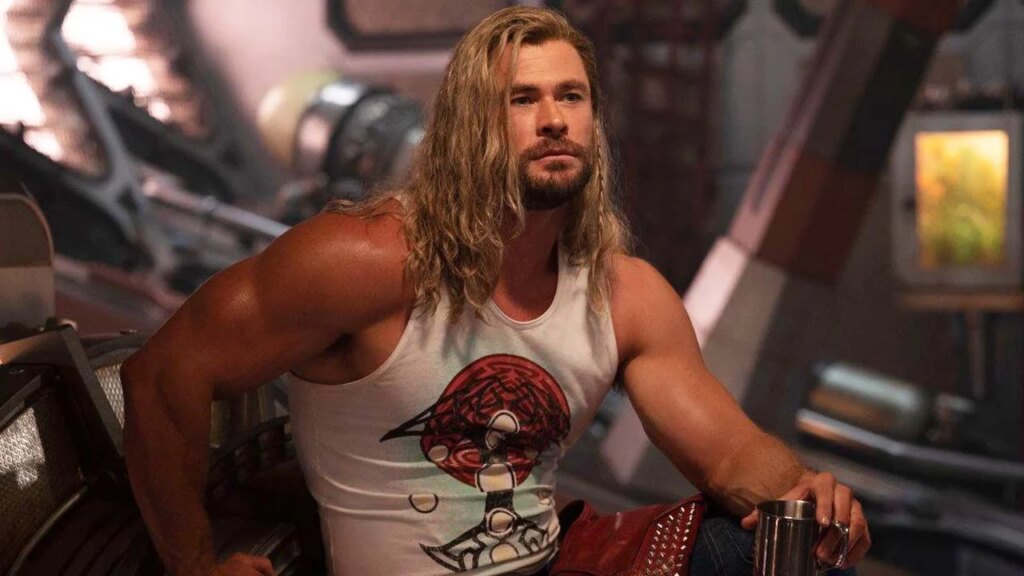 Chris Hemsworth écarté d’un film Marvel majeur pour des raisons de production.