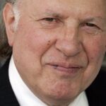 Imre Kertész souligne l&rsquo;impossibilité de décrire Auschwitz, une tâche immense.