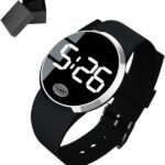 Lancement d&rsquo;une montre LED tactile grand format pour les étudiants et professionnels.