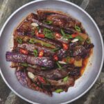 Aubergines sautées à l&rsquo;ail : une recette populaire pour le Nouvel An lunaire en Asie