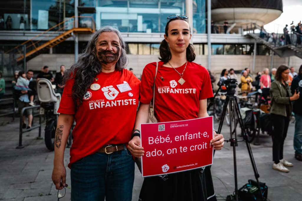 L’enfantisme : une lutte contre la domination des adultes sur les enfants.