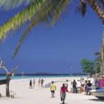 Tourisme en Jamaïque : cinq adresses pour découvrir la culture locale et ses rythmes.