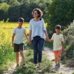 « La tendance « Butter mom » : une approche simplifiée de la maternité aux États-Unis »