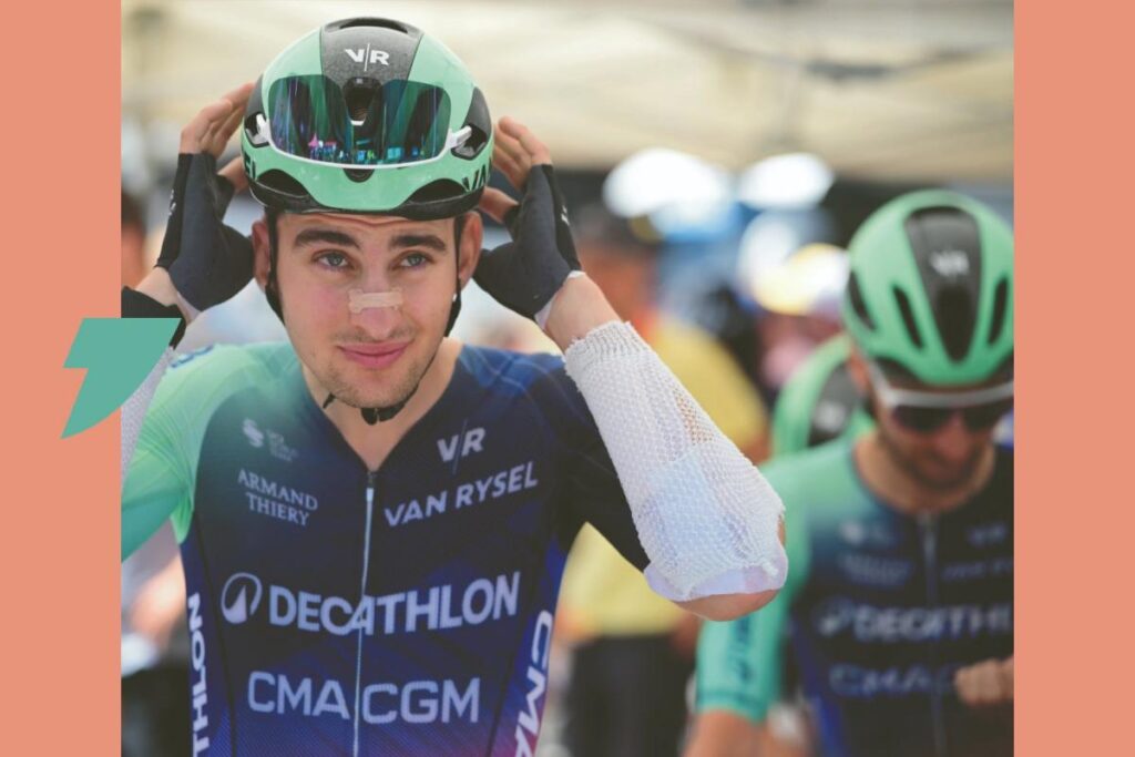 Paul Seixas souligne l’importance du port de gants pour les cyclistes en sécurité.