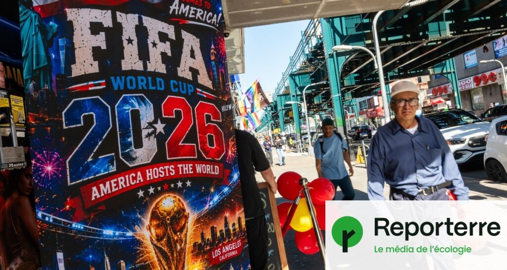 Coupe du monde de football : la FIFA profite d’une course au gigantisme dans l’organisation.