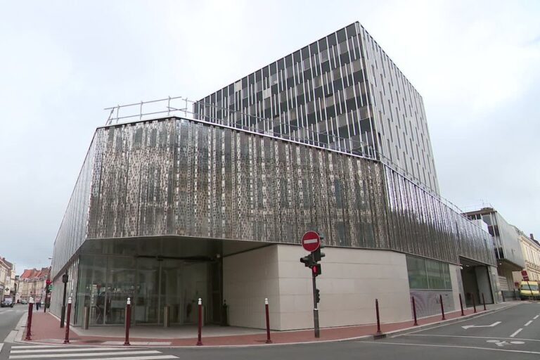 Corps ligoté découvert dans voiture carbonisée : un homme condamné à 30 ans de réclusion.
