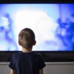 Âge conseillé pour contenus sensibles : nouvelle signalétique télé à partir du 1er juillet.