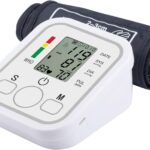 Appareil de mesure de pression artérielle validé cliniquement avec écran LCD et mémoire double.