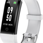 GRV présente une montre podomètre non connectée IP68 adaptée à tous les âges et activités sportives.